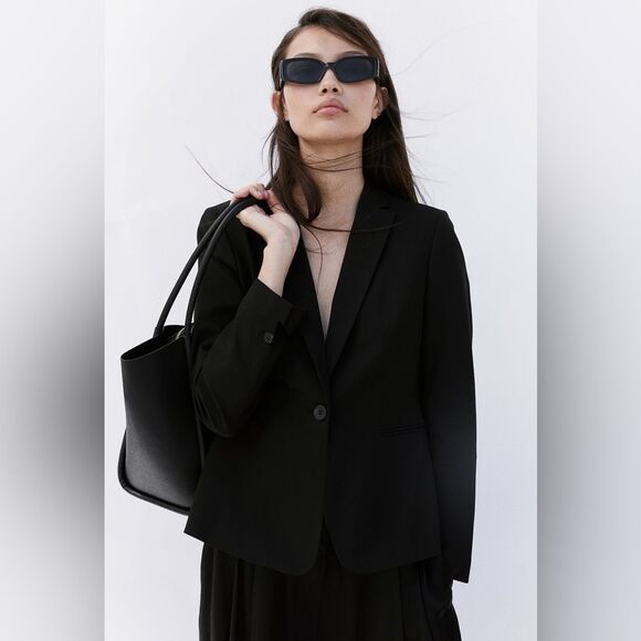 H&M Black Blazer Size 2 - Picture 6 of 6